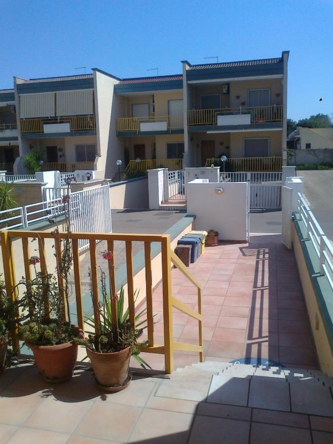 Villa Parco Torretta Taranto Bagian luar foto